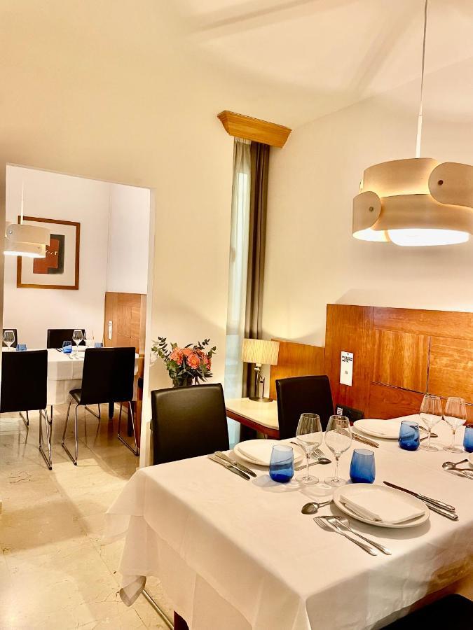 Hotel Calasanz Molins de Rei Eksteriør billede