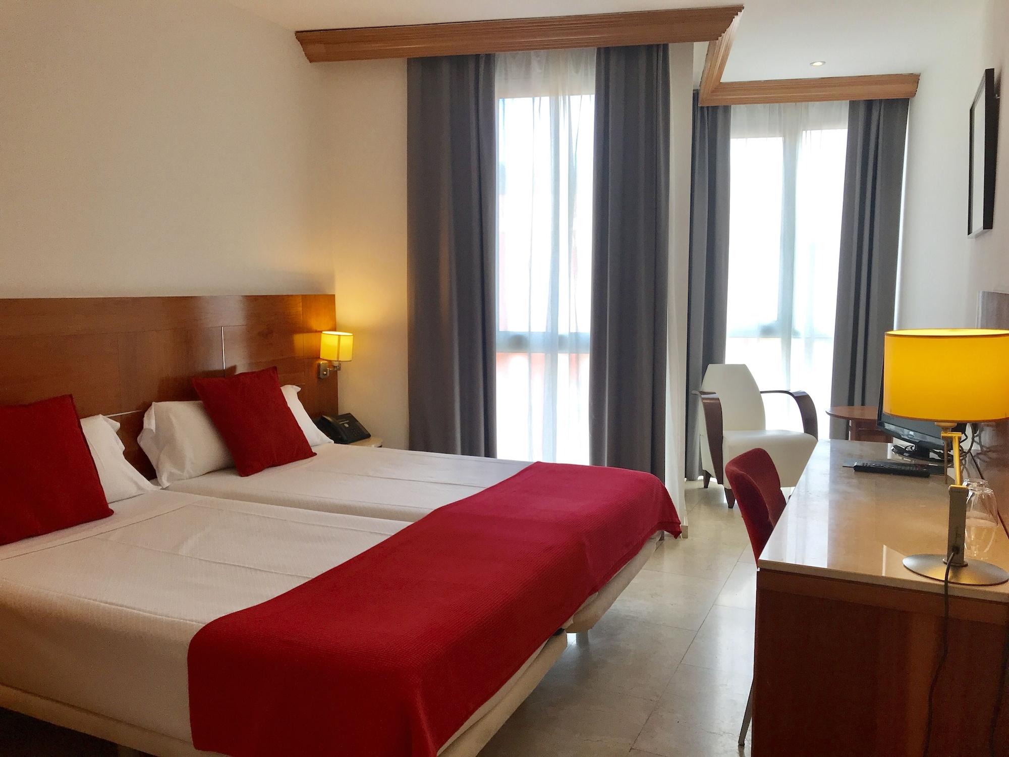 Hotel Calasanz Molins de Rei Eksteriør billede